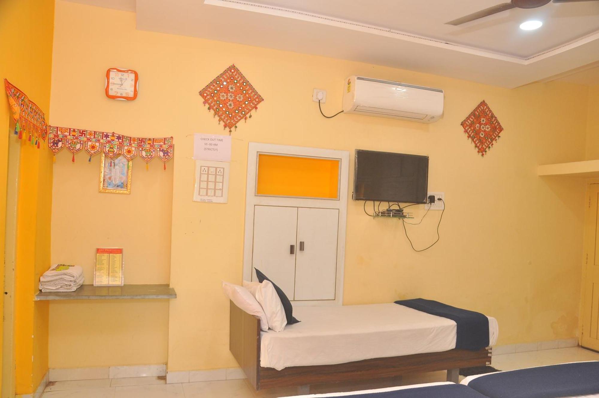 Chitrakut Bungalows Dwārka Exterior foto